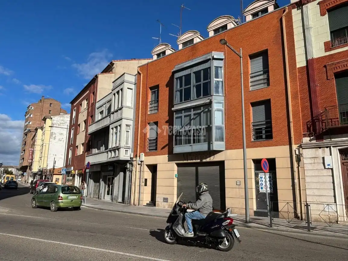 Flat with lift for sale in Medina del Campo