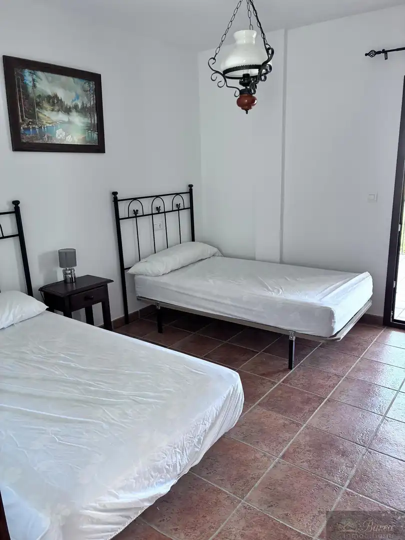 Casa con piscina in vendita a Iznájar, imagen 4