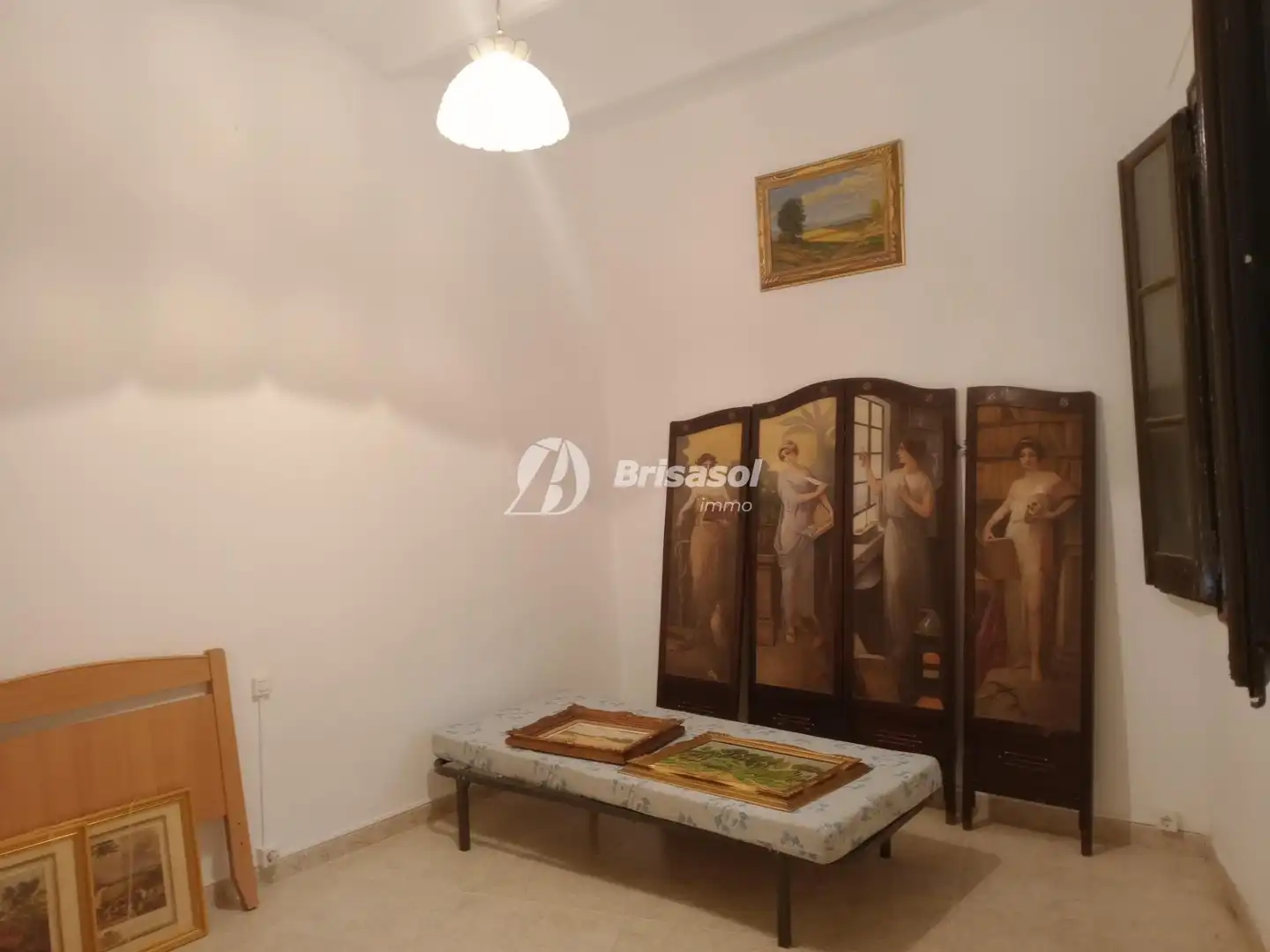 Casa o xalet en venda en Montbrió del Camp amb Jardí privat, Traster i Balcó