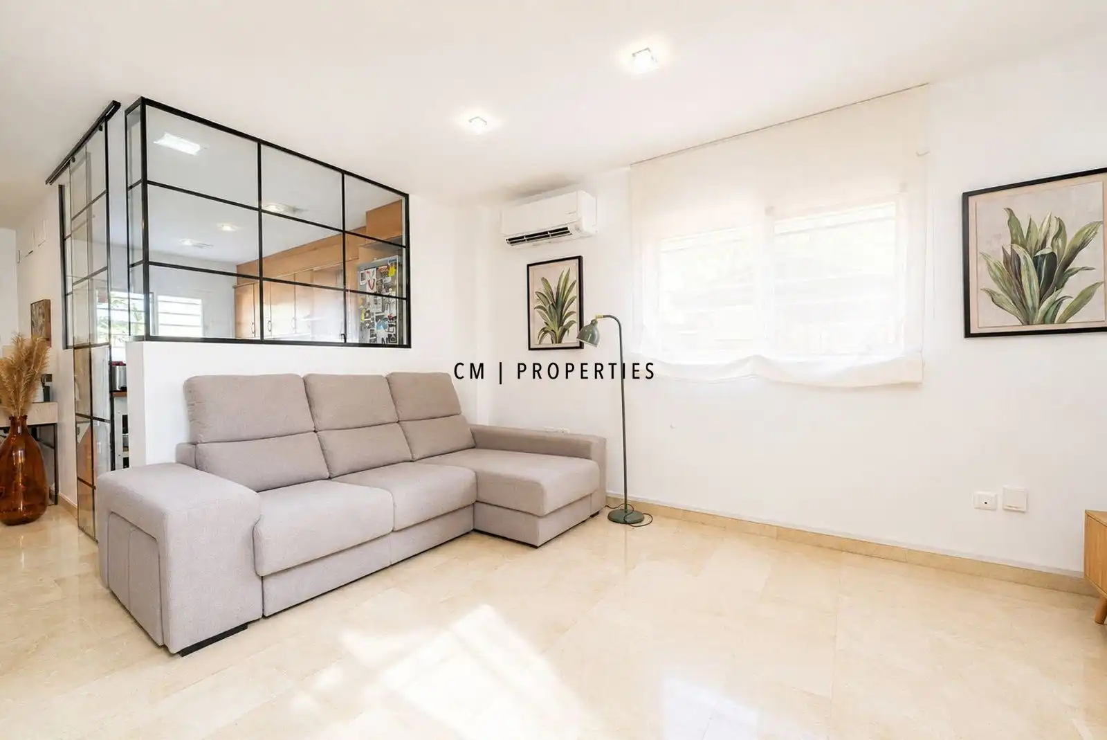 Living room of Houses for sale in Moncada  with Air Conditioner, Heating and Terrace
