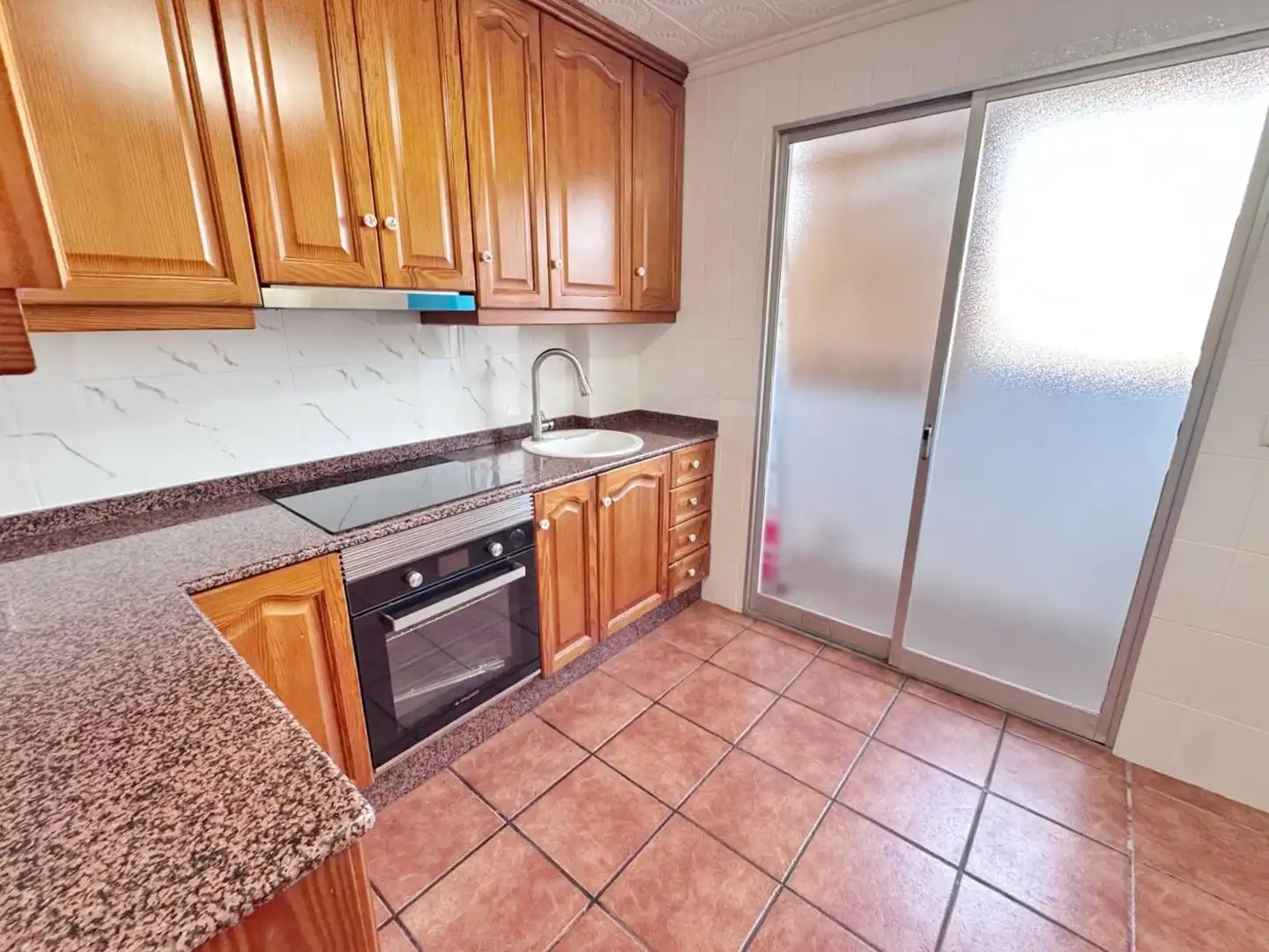 Cocina de Piso de alquiler en Petrer con Aire acondicionado, Amueblado y Balcón