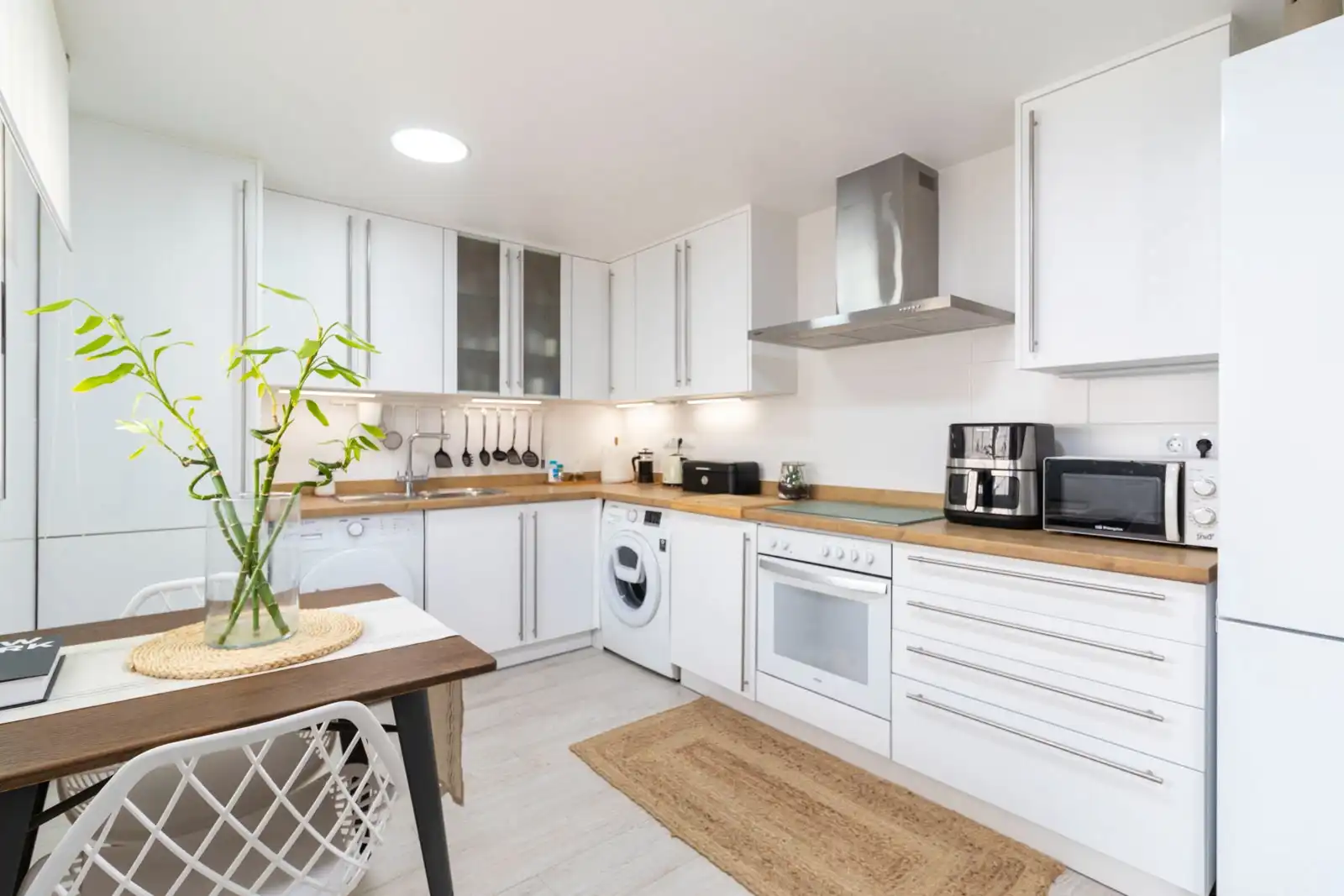 Kitchen of Flat for sale in Santa Pola  with Furnished and Community pool