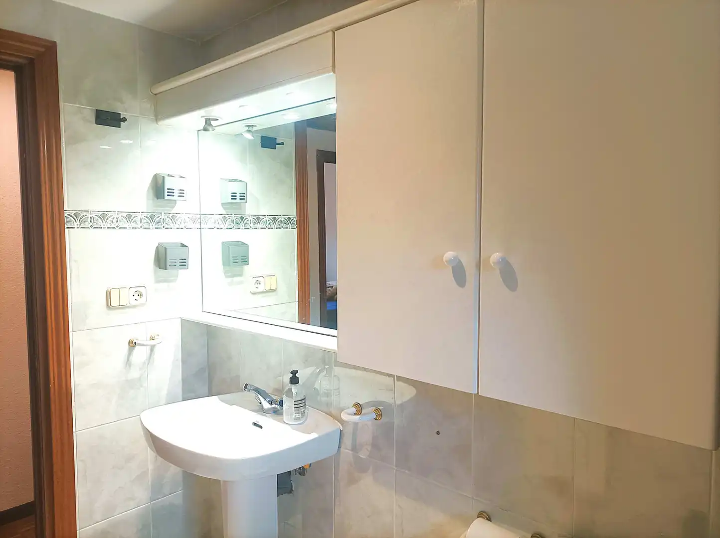 Baño de Piso en venta en Arnedillo con Calefacción, Terraza y Trastero