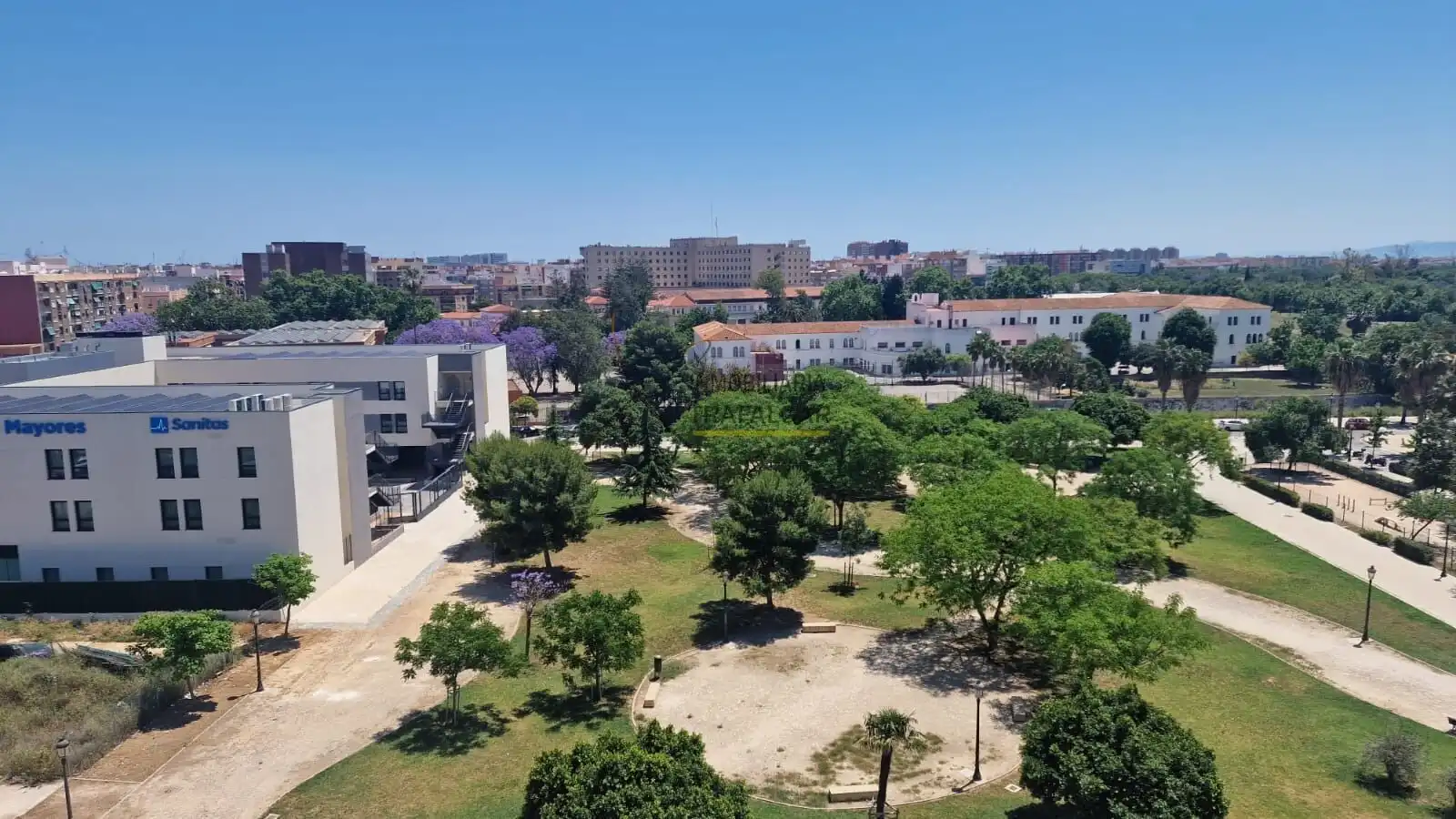 Vista exterior de Pis de lloguer en Valencia amb Aire condicionat, Parquet i Balcó