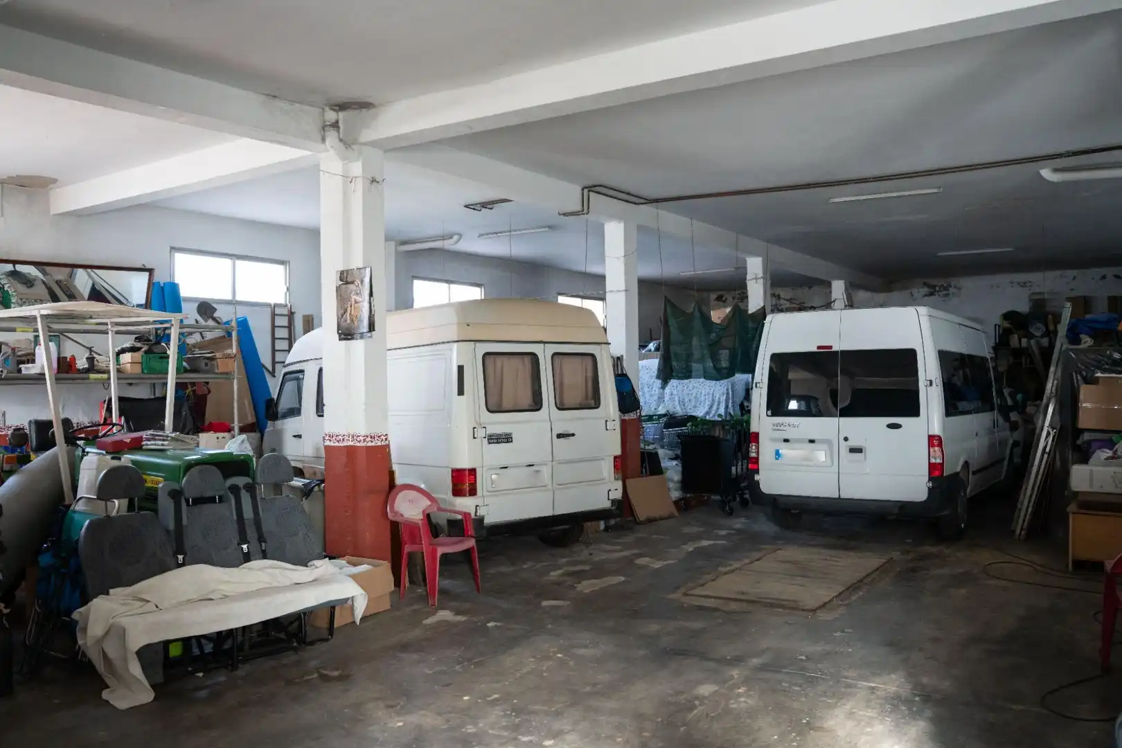 Parking of Houses for sale in Gines  with Air Conditioner, Heating and Private garden