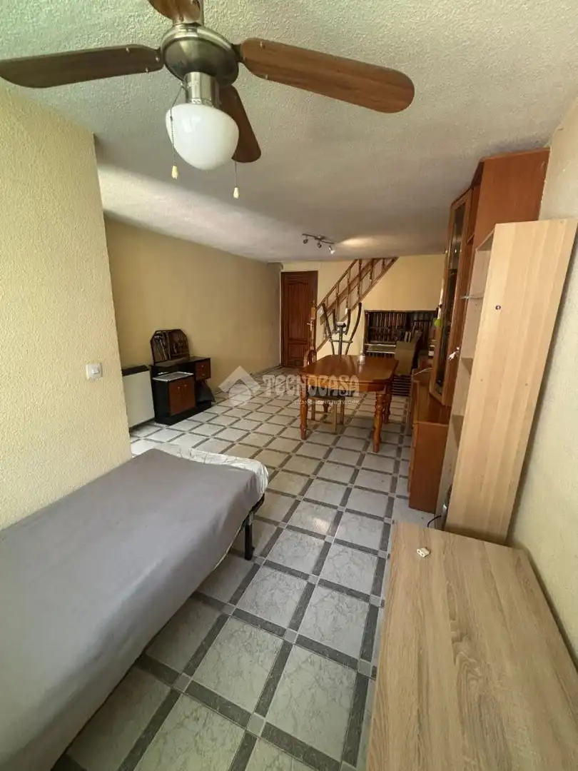 Casa adosada en venta en Madrid con Aire acondicionado y Amueblado