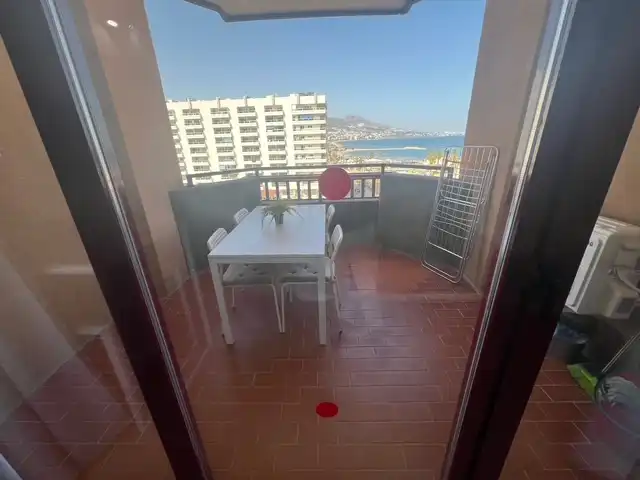 Terrassa de Estudi en venda en Fuengirola amb Aire condicionat, Terrassa i Moblat