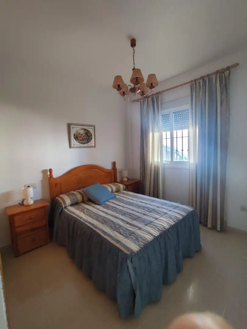 Planta baja de alquiler en San Juan de los Terreros