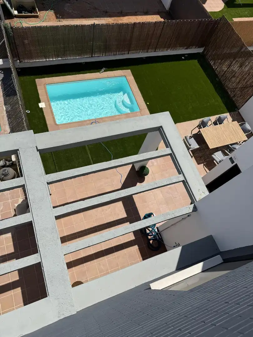 Terrasse von Einfamilien-Reihenhaus zur Miete in Cártama mit Privatgarten, Parkett und Terrasse