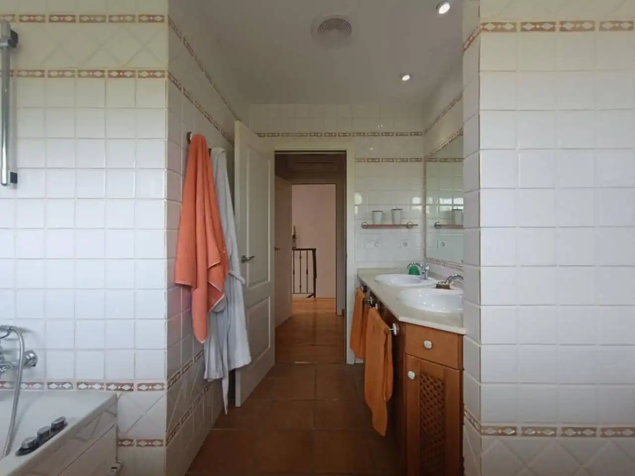 Baño de Casa o chalet en venta en Petrer con Aire acondicionado, Calefacción y Jardín privado