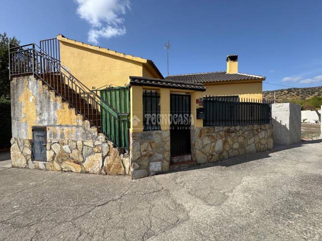 Casa-chalet en Venta en Paredes de Escalona