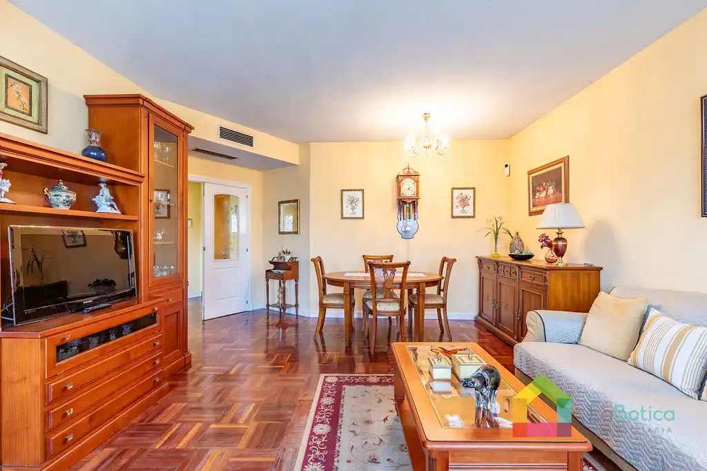 Flat with lift for sale in Argés, imagen 4
