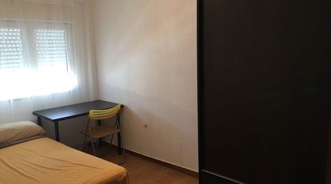 Foto 5 de Piso de alquiler en Ciudad Jardín - Parque Roma, Zaragoza Capital