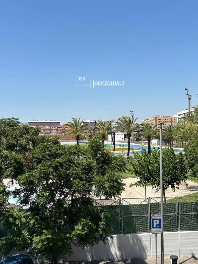 Außenansicht von Wohnung zur Miete in Barberà del Vallès mit Klimaanlage, Heizung und Terrasse