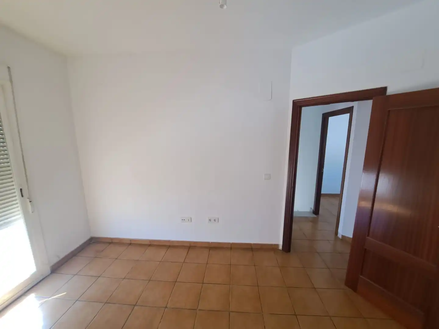 Detached house for sale in C/ Estornino, imagen 2