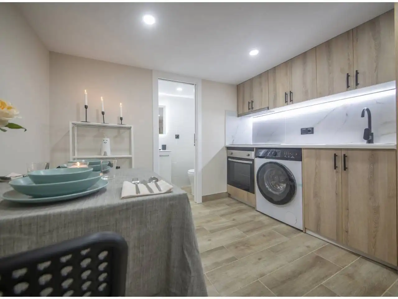 Küche von Maisonette zum Verkauf in Barcelona mit Klimaanlage, Heizung und Parkett