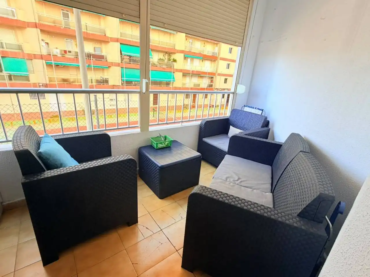 Apartment with pool to rent in Calle Amelia Sánchez Alcázar 1, imagen 3