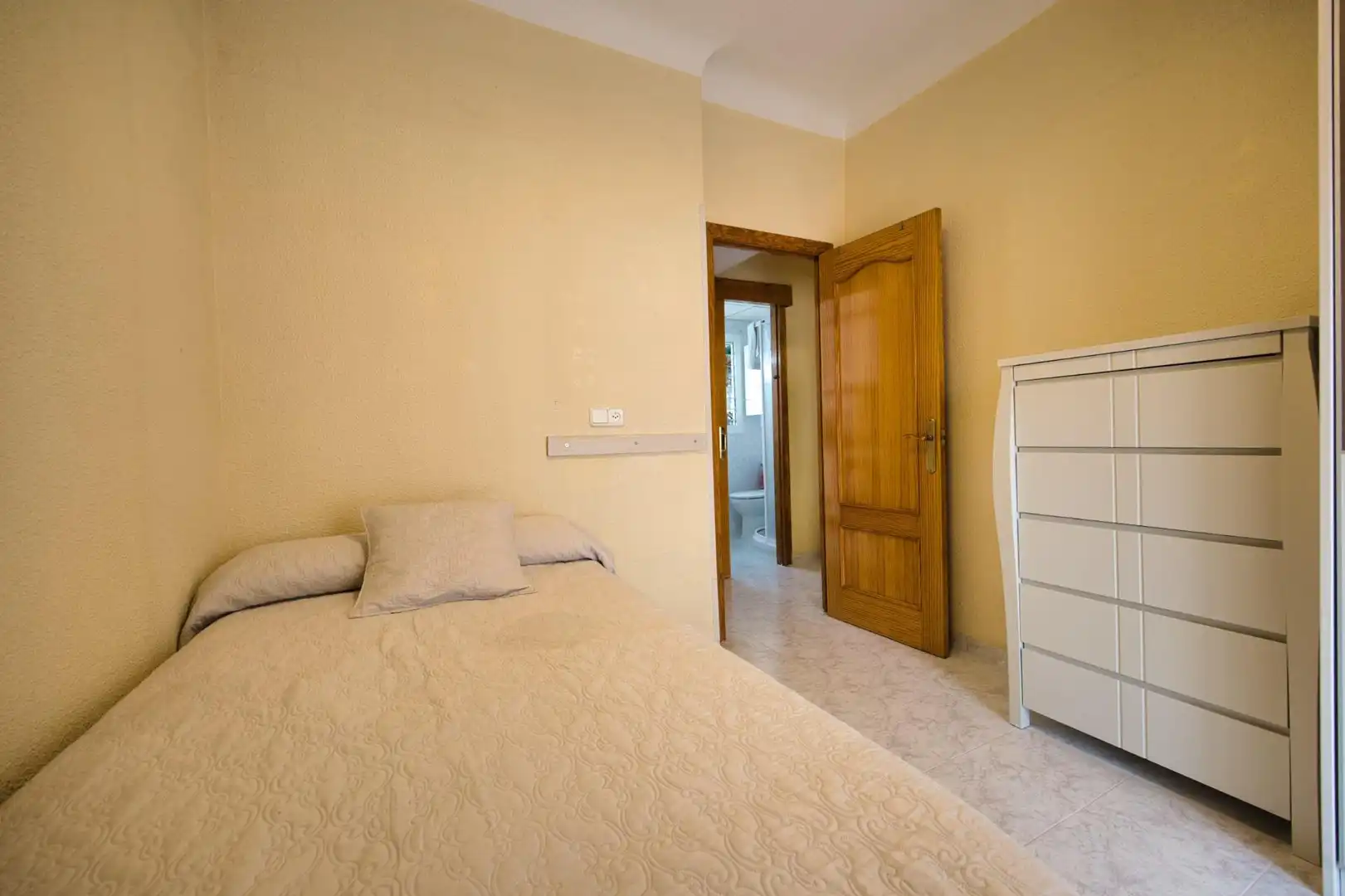 Piso con terraza en venta en Calle ARTURO, imagen 19