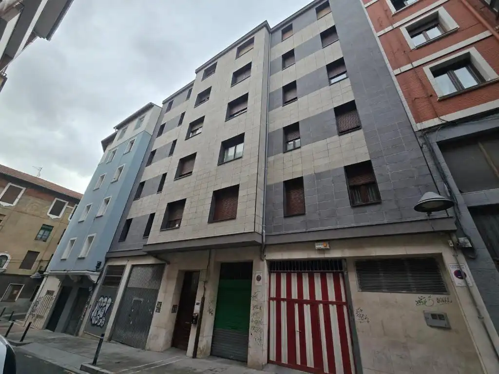 Piso con ascensor en venta en Florian Tolosa Kalea, imagen 3