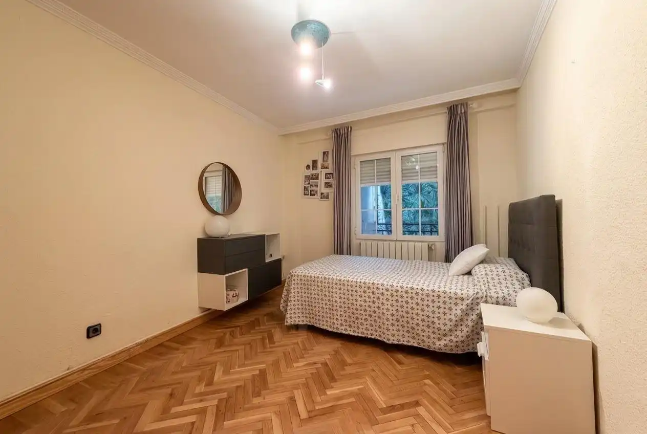 Bedroom of Flat for sale in Villa de Vallecas