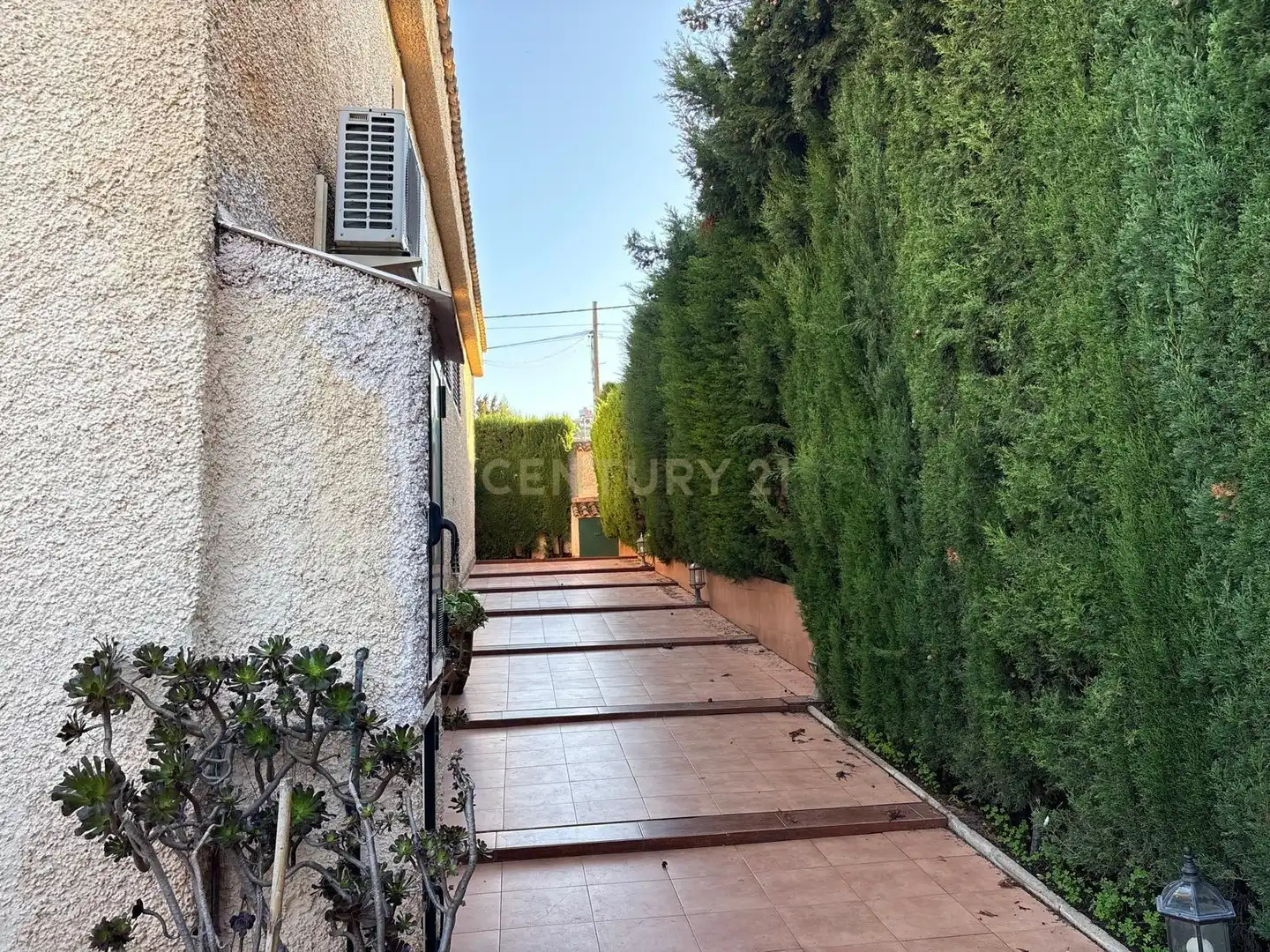 Vista exterior de Casa o chalet en venta en Chiva con Jardín privado