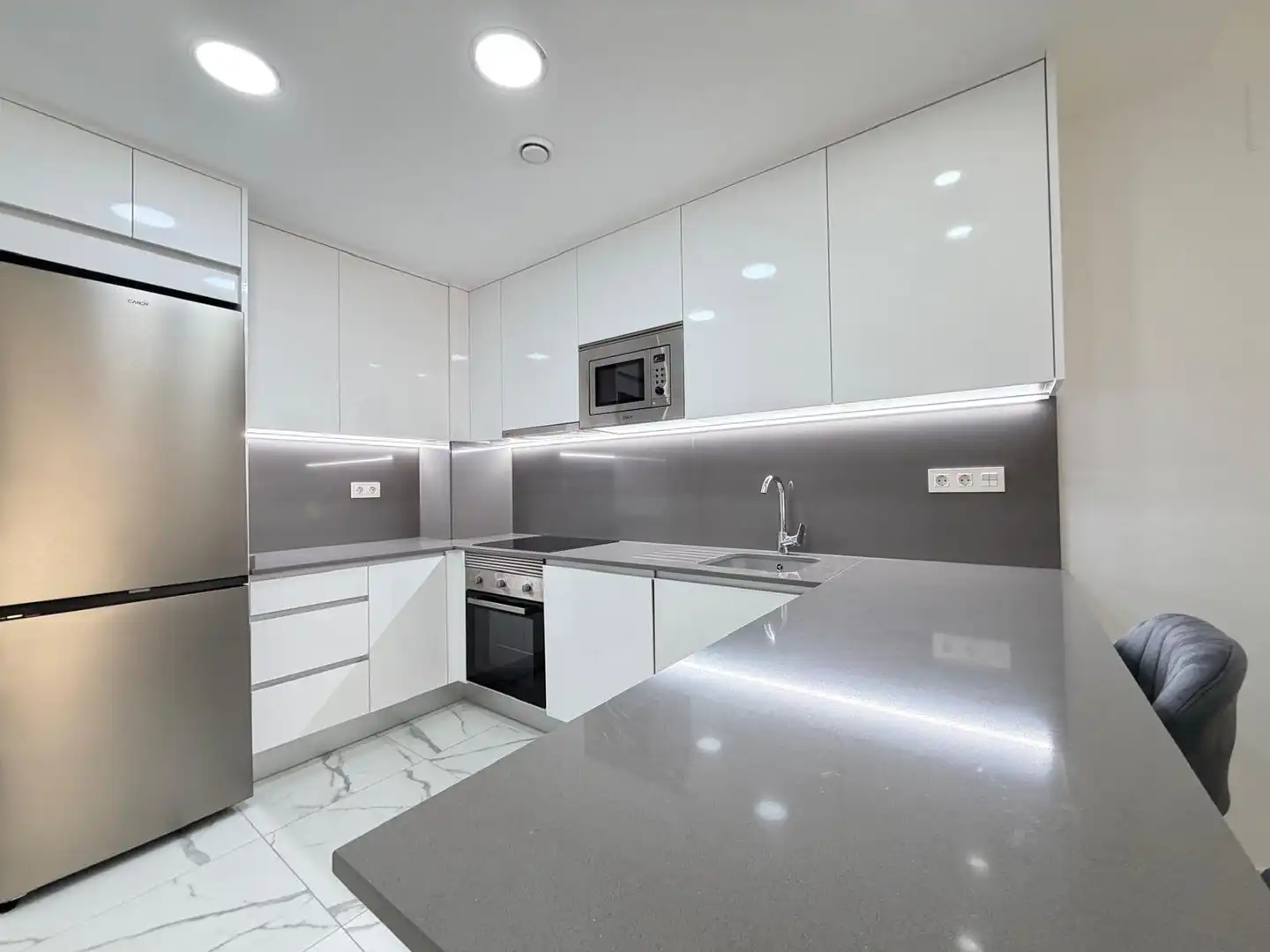 Apartamento con piscina en venta en N/A, imagen 32