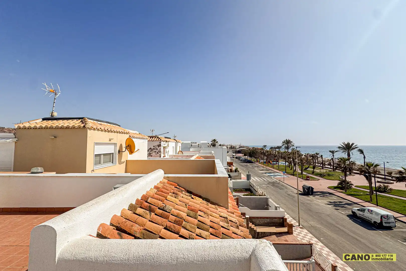 Vista exterior de Casa o chalet en venta en Balanegra con Terraza