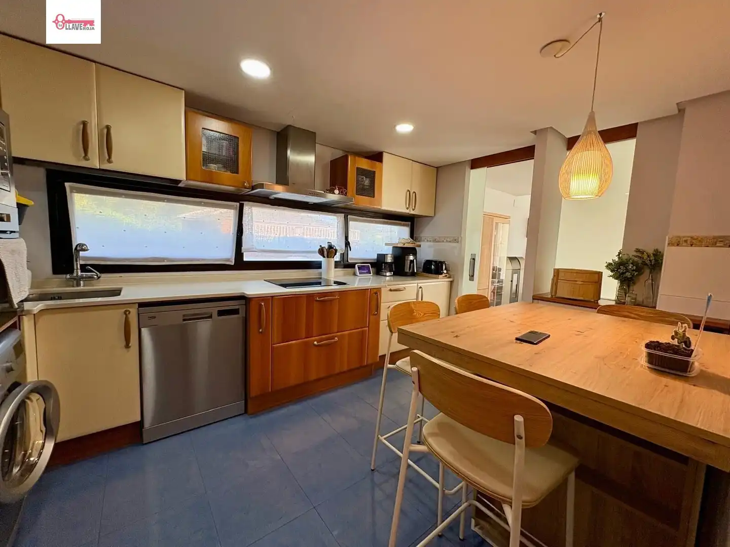 Cocina de Casa o chalet en venta en Sarracín con Calefacción, Jardín privado y Parquet