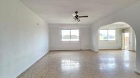 Sala d'estar de Pis en venda en Miramar amb Balcó