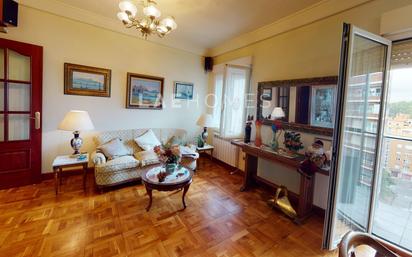 Living room of Flat for sale in Donostia - San Sebastián   with Heating, Terrace and Balcony