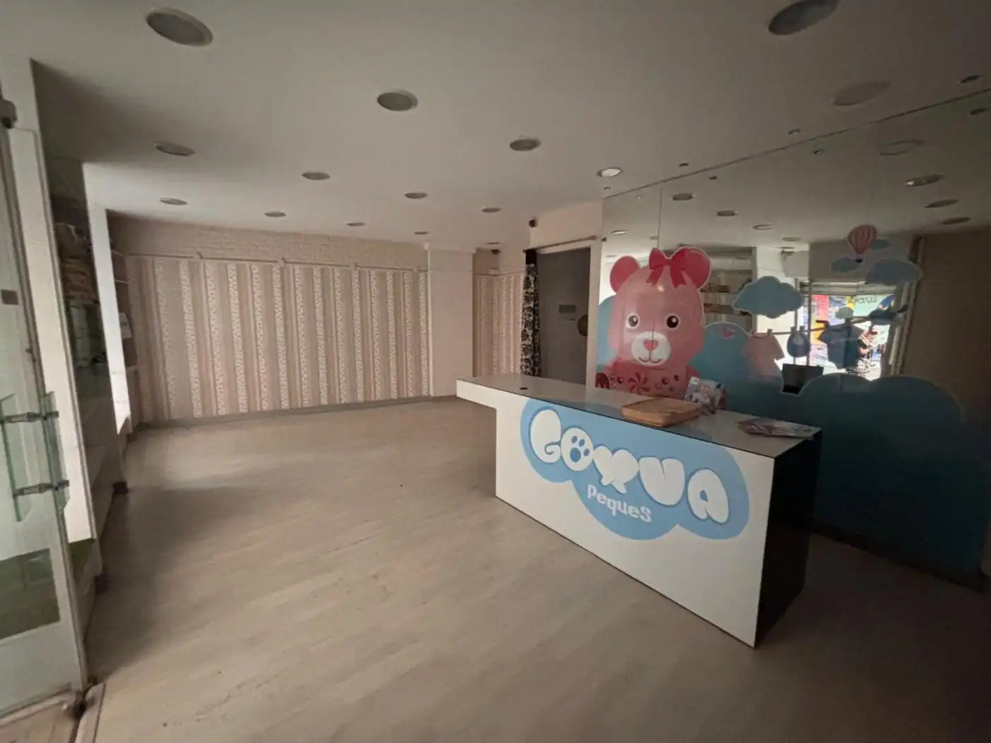 Business premises to rent in Calle de Espartero 4, imagen 2