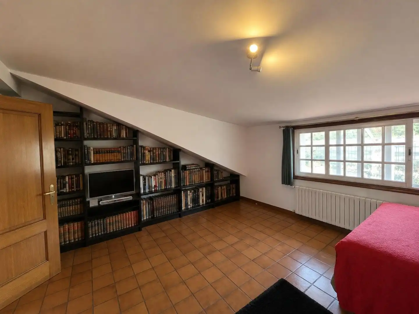 Living room of Country homes for sale in Vilanova de Arousa  with Air Conditioner and Heating
