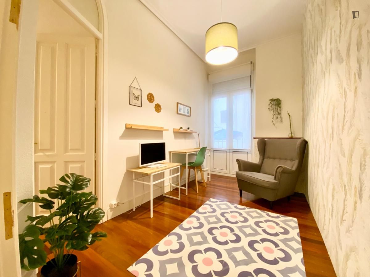 Apartment to share in Plaza Circular