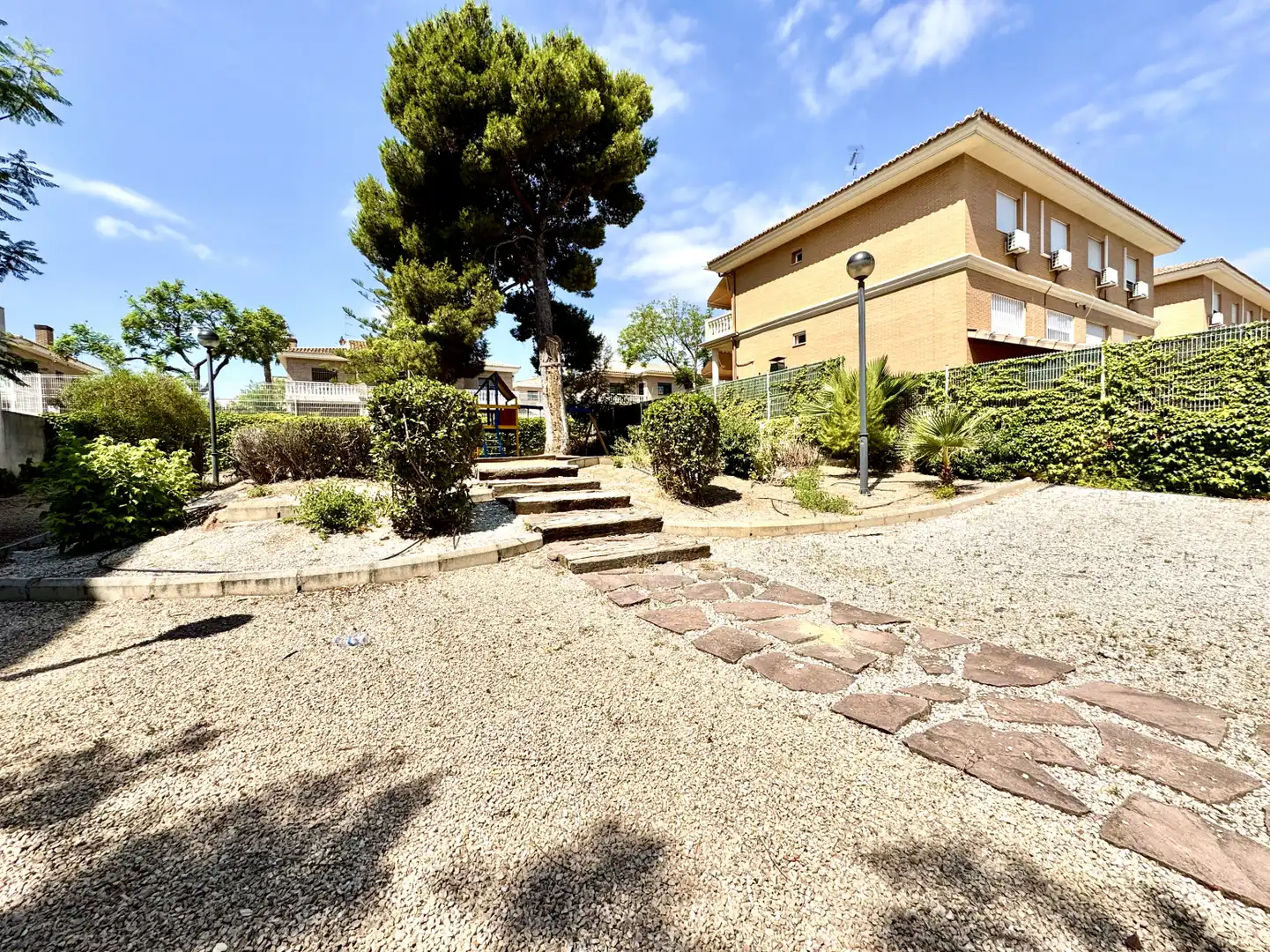 Exterior view of Flat for rent in Torrent  with Air Conditioner, Heating and Private garden