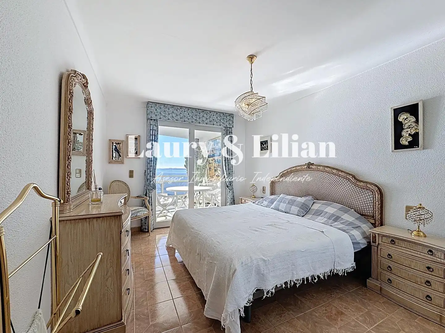 Mini appartamento con terrazza in vendita a Almadrava - Canyelles - Puig-Rom, imagen 12