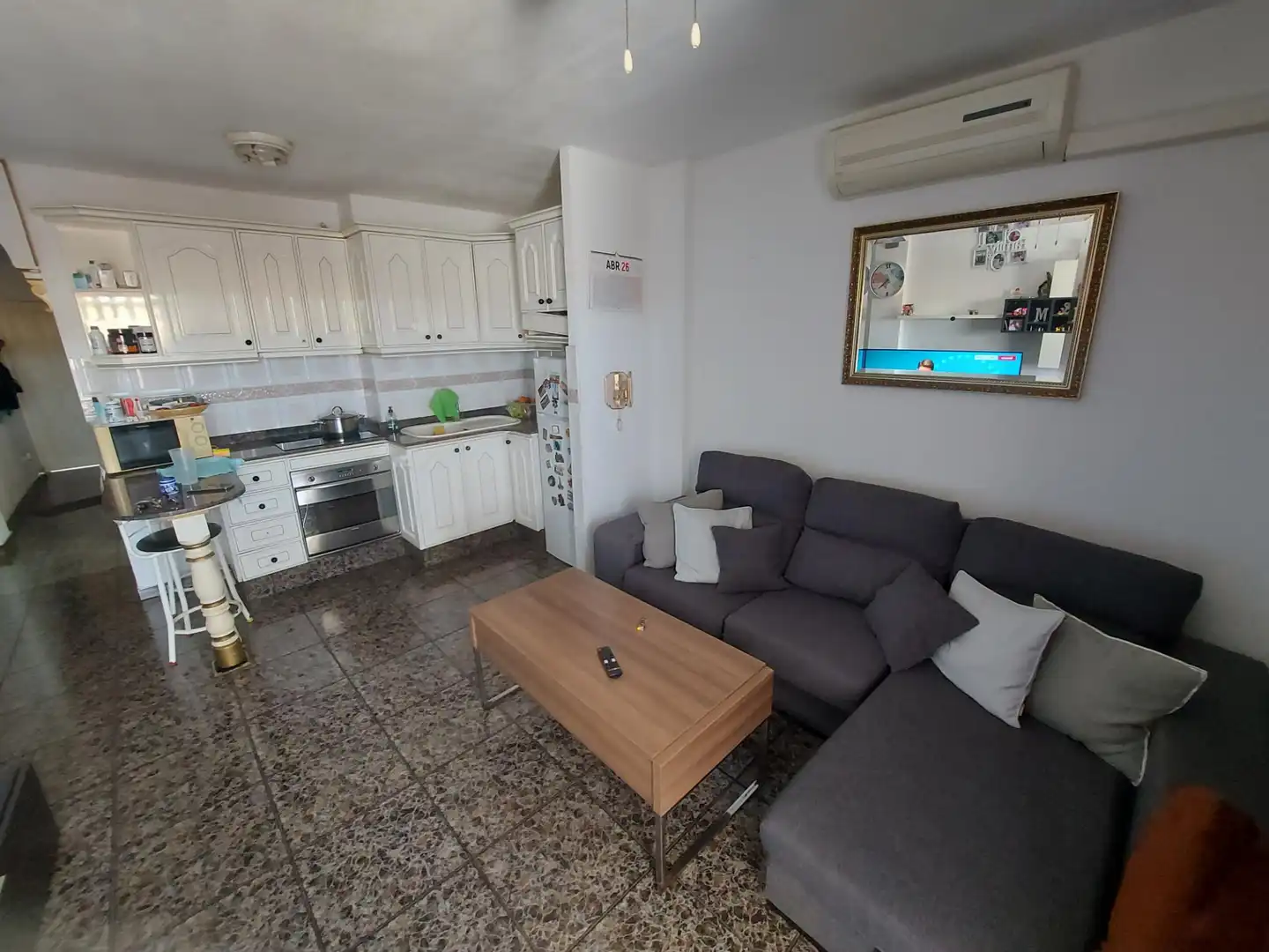 Wohnzimmer von Wohnungen zum Verkauf in San Bartolomé de Tirajana mit Klimaanlage, Möbliert und Ofen