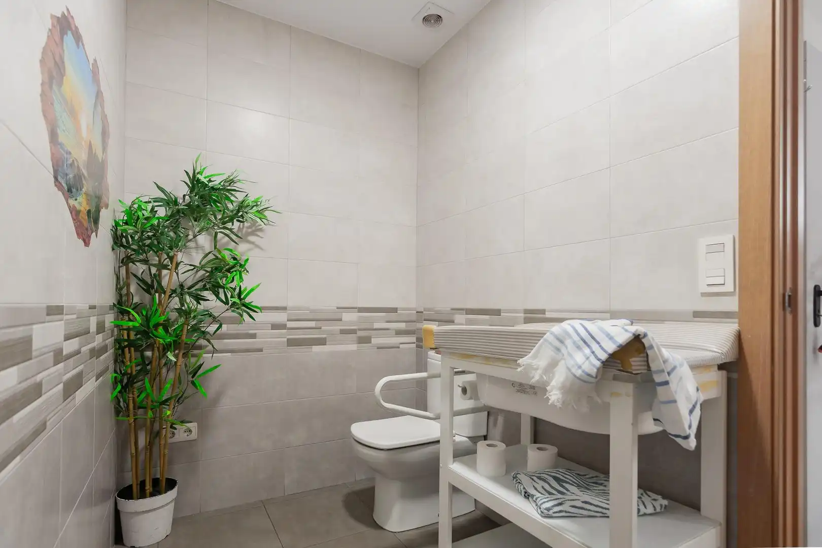 Baño de Local en venta en Zizur Mayor / Zizur Nagusia con Amueblado