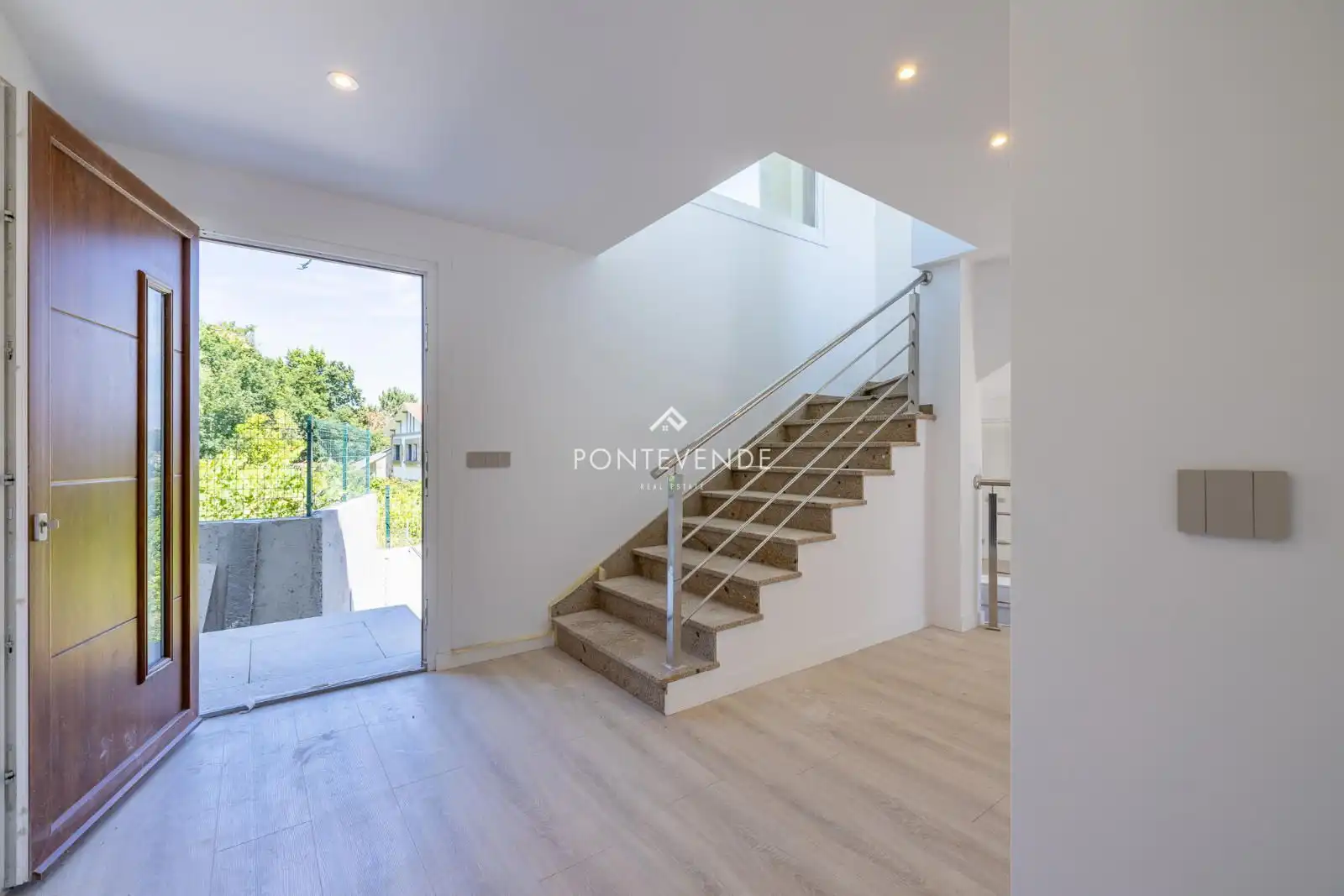 Houses for sale in Sanxenxo  with Private garden, Parquet flooring and Terrace