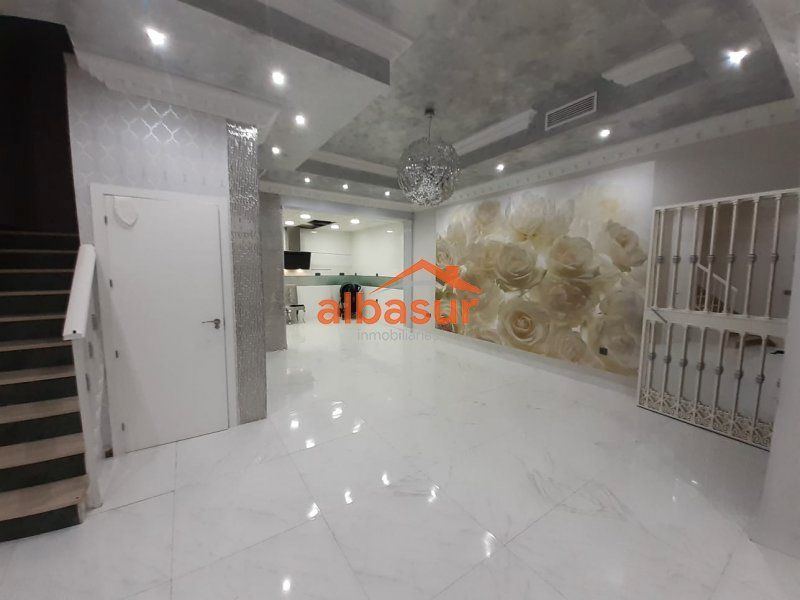 House or chalet for sale in  Córdoba Capital  with Air Conditioner, Heating and Balcony