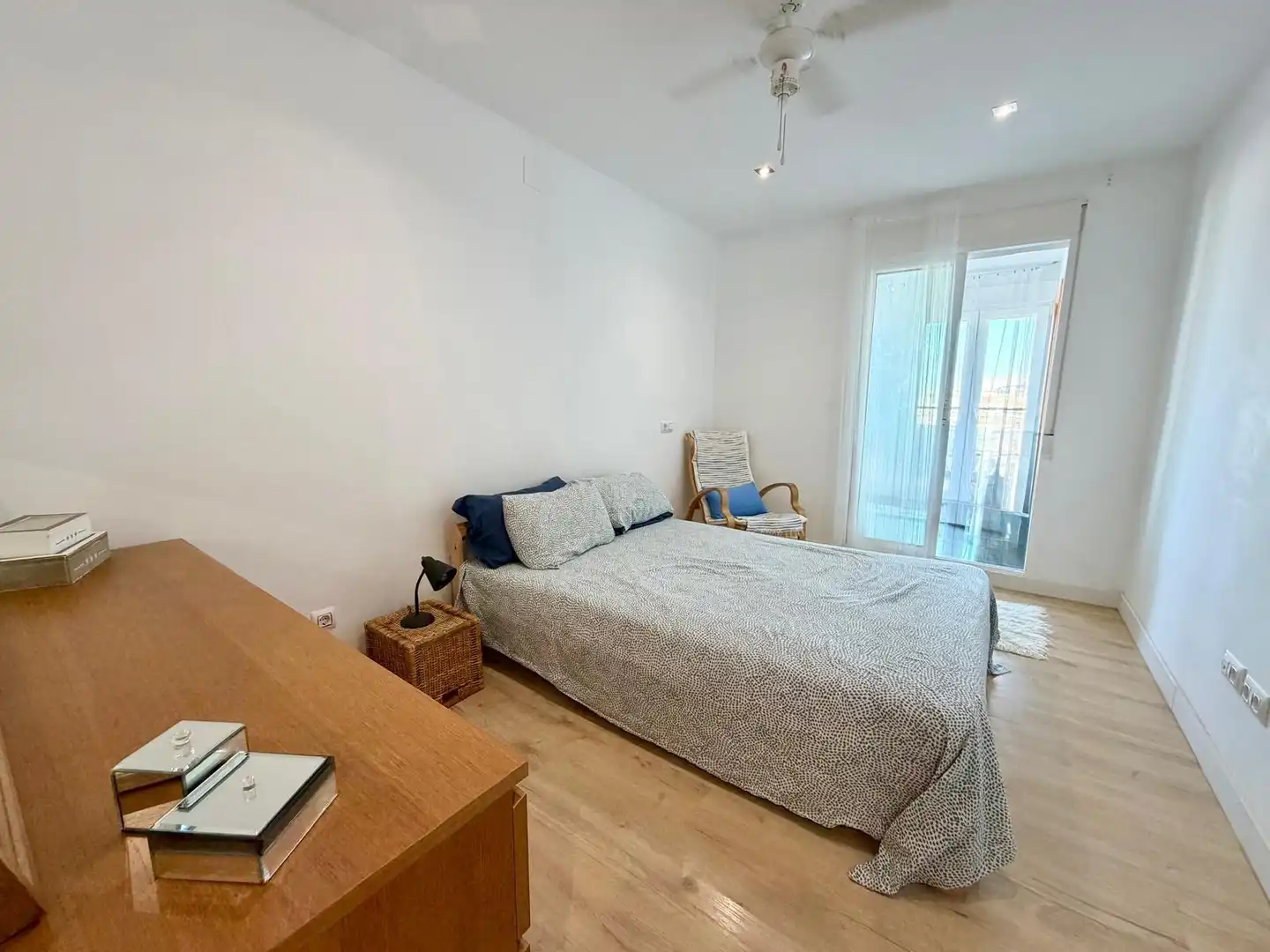Habitación de Piso en venta en Roquetas de Mar con Aire acondicionado, Terraza y Amueblado