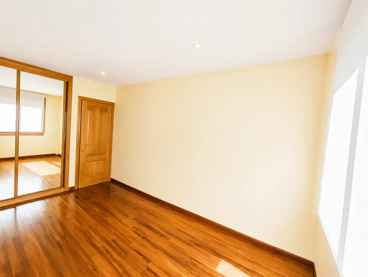 Habitación de Piso en venta en Marín con Calefacción y Trastero