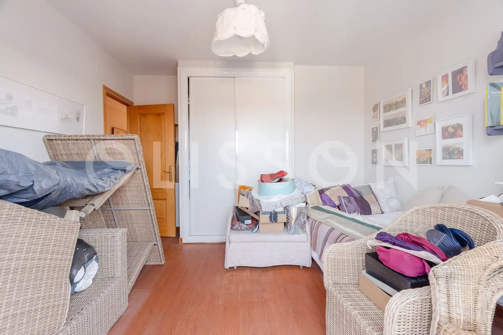 Habitación de Piso en venta en Madrid con Calefacción, Terraza y Trastero