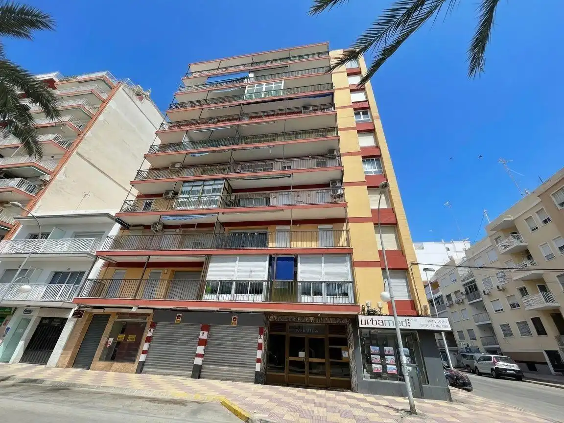 Vista exterior de Àtic en venda en Sant Antoni