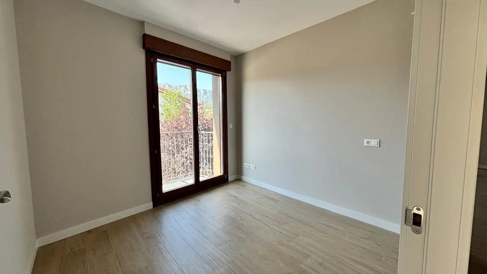 Habitación de Piso en venta en Urduña / Orduña con Calefacción, Terraza y Trastero