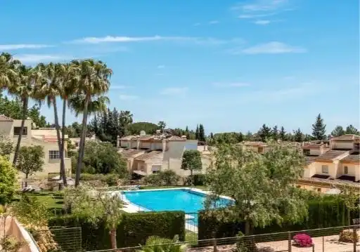 Vista exterior de Casa adosada en venta en Marbella con Aire acondicionado, Calefacción y Terraza