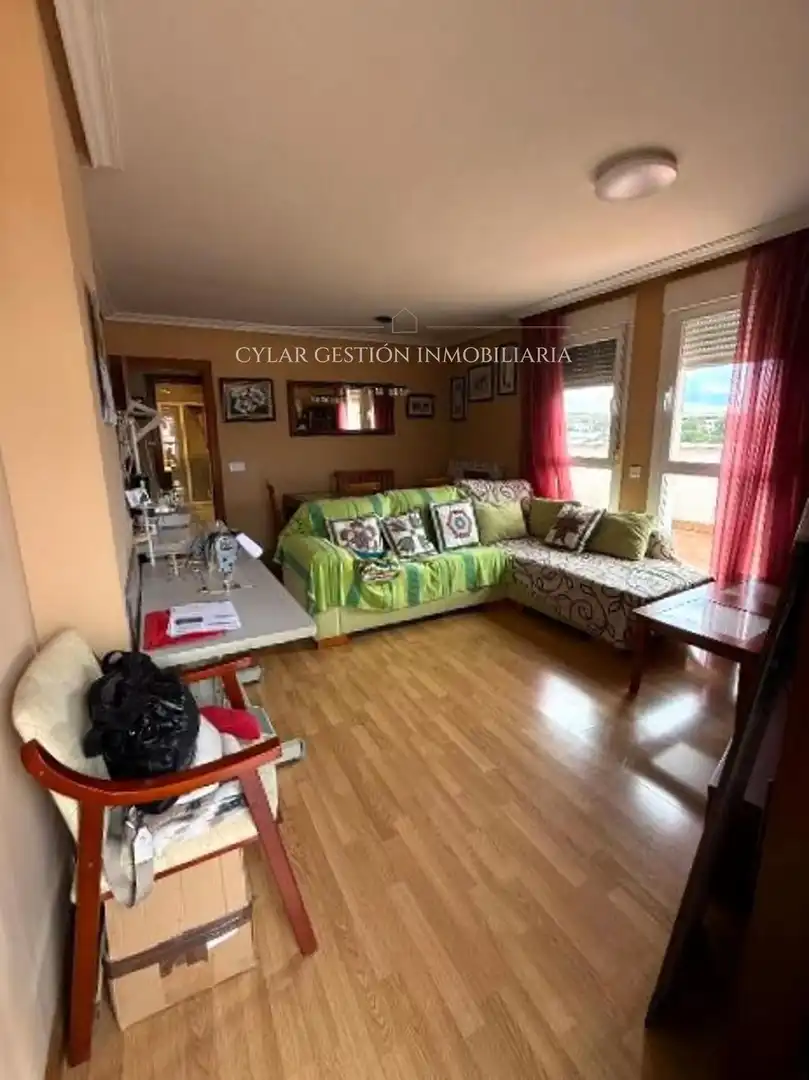 Sala de estar de Ático en venta en Salamanca con Aire acondicionado, Calefacción y Terraza