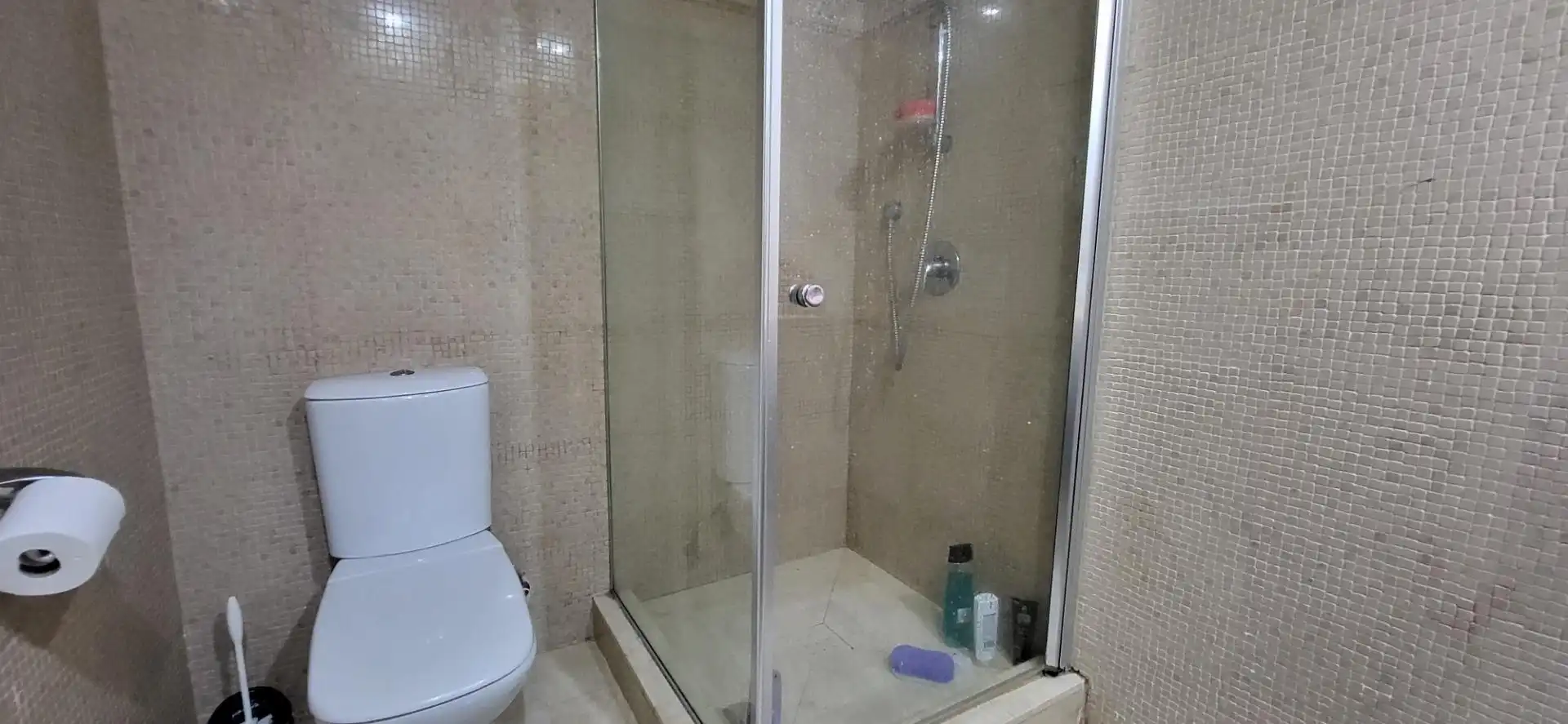 Bathroom of Apartments for rent in Benahavís  with Air Conditioner, Heating and Private garden