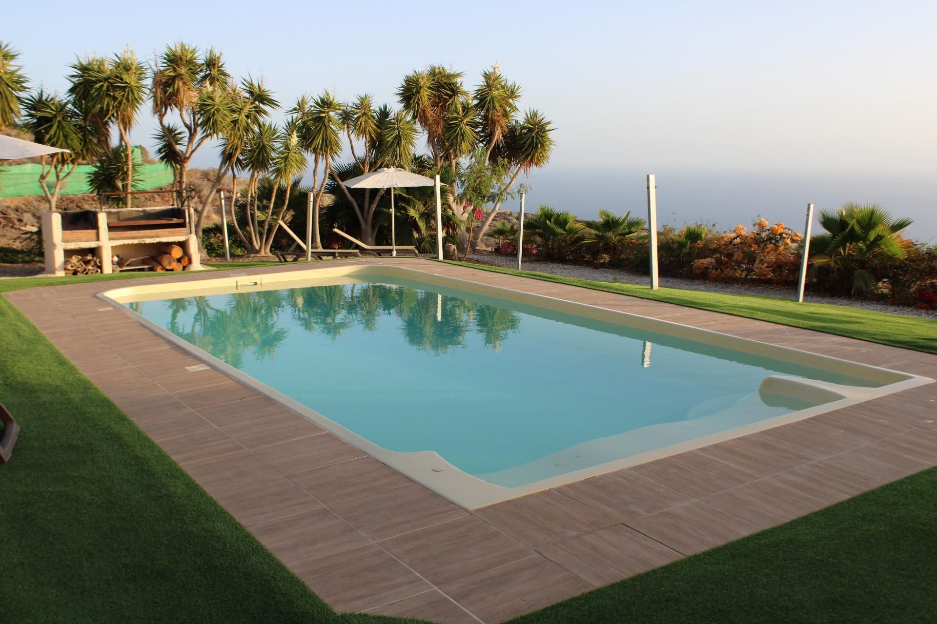 Piscina de Finca rústica en venda en Guía de Isora amb Jardí privat, Piscina i Alarma