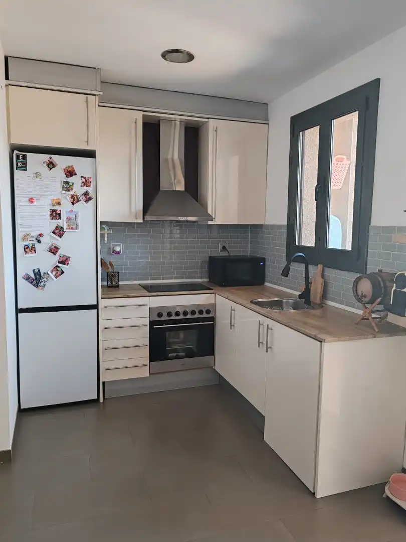 Cocina de Piso en venta en Badalona con Balcón