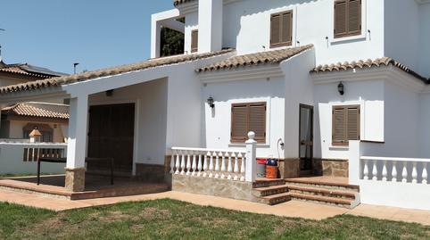 Foto 3 de Casa adosada en venta en Los Gallos, Cádiz